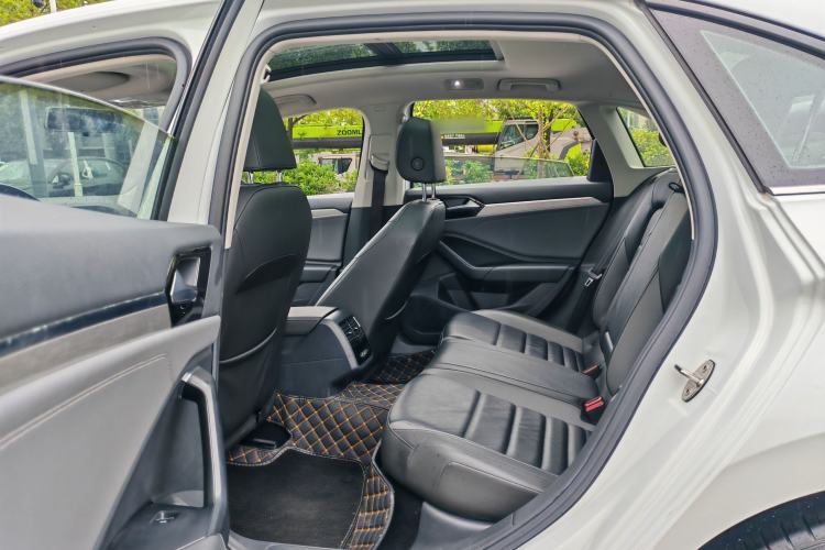 Used Volkswagen Sagitar 2022 280TSI DSG Excellence Edition Interior 2