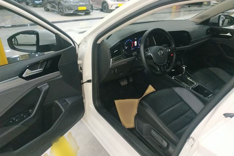 Used Volkswagen Sagitar 2022 280TSI DSG Flyover Edition Interior 3