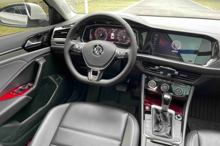 Used Volkswagen Sagitar 2022 280TSI DSG Excellence Edition Interior 3