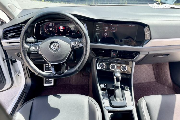 Used Volkswagen Sagitar 2022 280TSI DSG Excellence Edition Interior 3