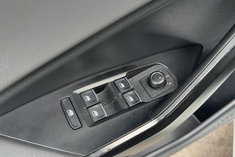 Used Volkswagen Sagitar 2022 280TSI DSG Flyover Edition Interior 5