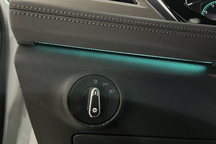 Used Volkswagen Sagitar 2022 280TSI DSG Excellence Edition Interior 7