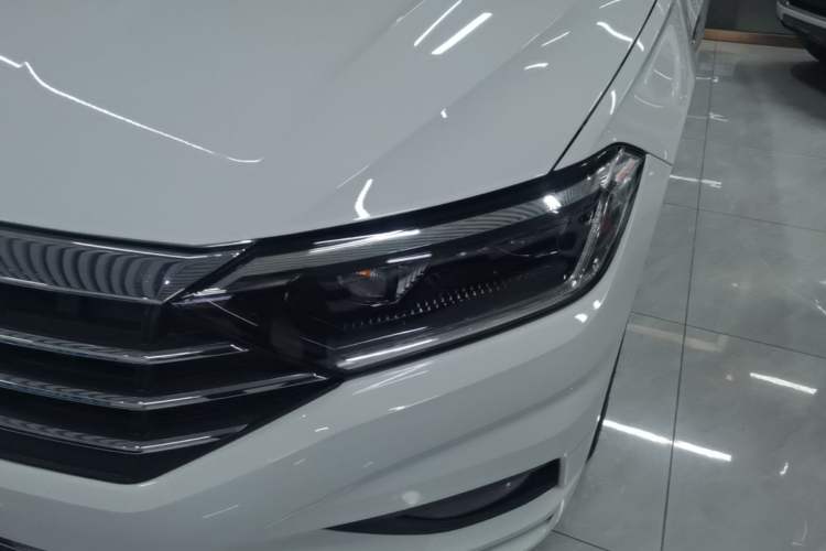 Used Volkswagen Sagitar 2022 280TSI DSG Excellence Edition Left Front Headlight
