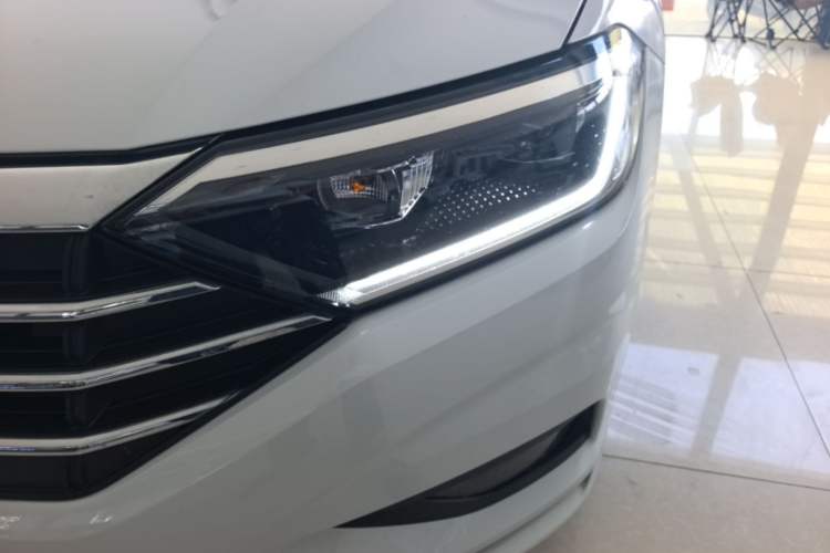 Used Volkswagen Sagitar 2022 280TSI DSG Flyover Edition Left Front Headlight