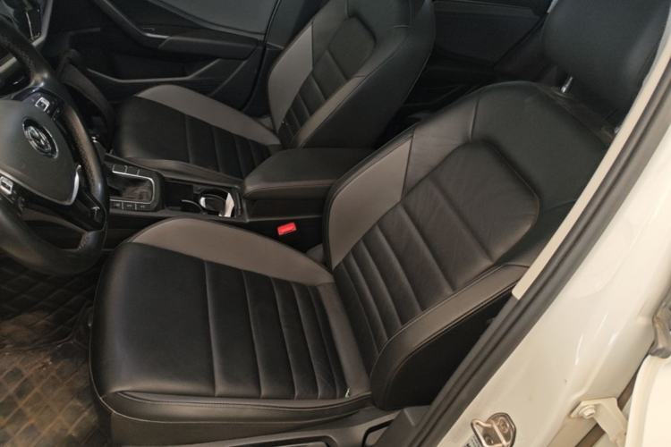 Used Volkswagen Sagitar 2022 280TSI DSG Excellence Edition Left Front Seat