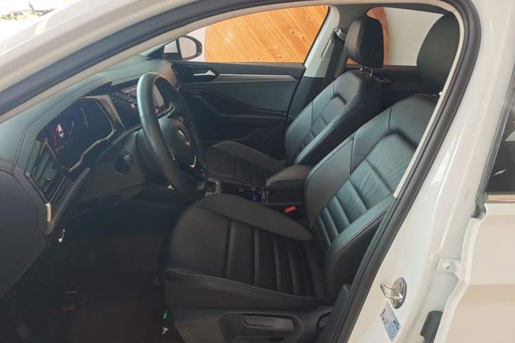 Used Volkswagen Sagitar 2022 280TSI DSG Excellence Edition Left Front Seat