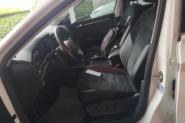 Used Volkswagen Sagitar 2022 280TSI DSG Excellence Edition Left Front Seat