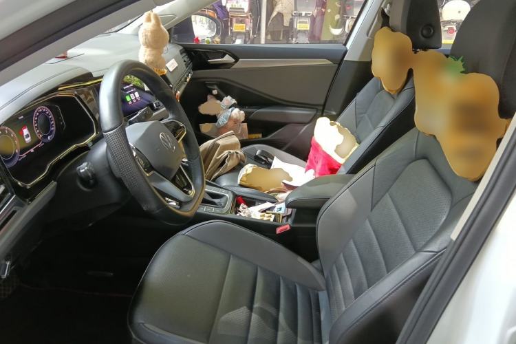 Used Volkswagen Sagitar 2022 280TSI DSG Excellence Edition Left Front Seat