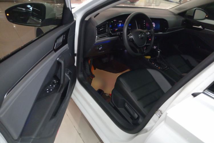 Used Volkswagen Sagitar 2022 280TSI DSG Flyover Edition Left Front Seat
