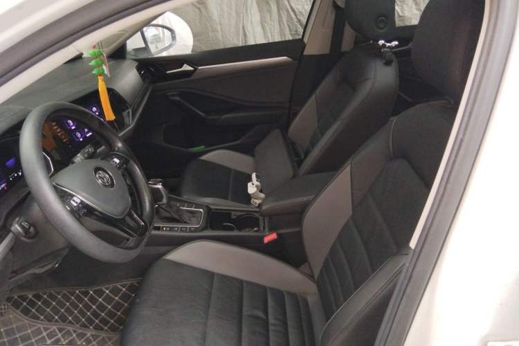 Used Volkswagen Sagitar 2022 280TSI DSG Flyover Edition Left Front Seat