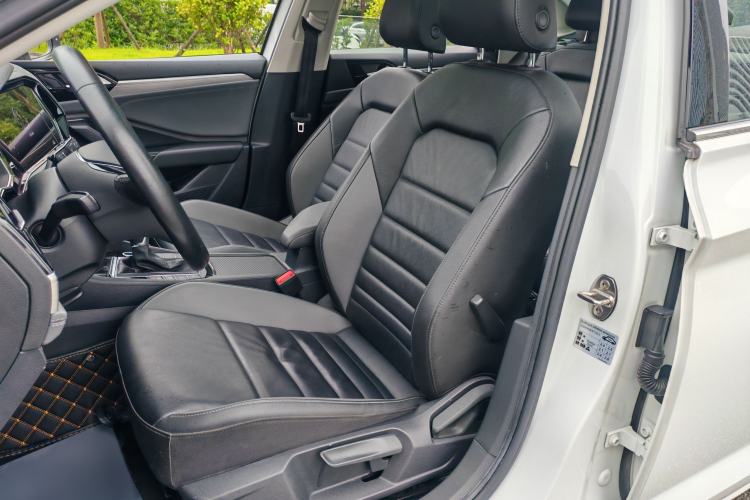 Used Volkswagen Sagitar 2022 280TSI DSG Excellence Edition Left Front Seat