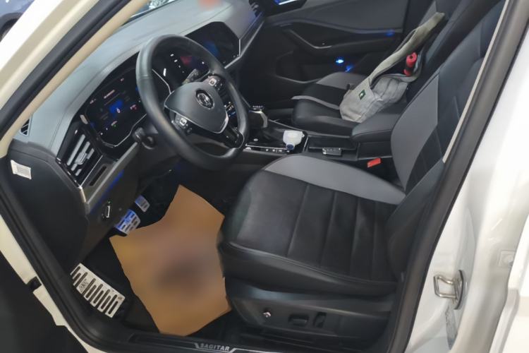 Used Volkswagen Sagitar 2022 280TSI DSG Excellence Edition Left Front Seat