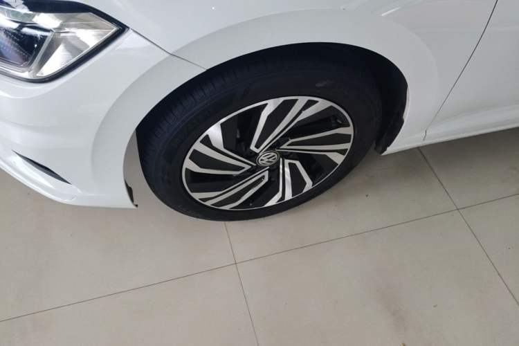 Used Volkswagen Sagitar 2022 280TSI DSG Flyover Edition Left Front Wheel Hub