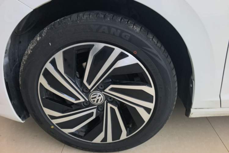 Used Volkswagen Sagitar 2022 280TSI DSG Flyover Edition Left Front Wheel Hub
