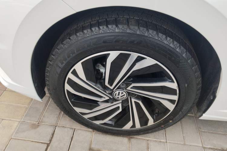 Used Volkswagen Sagitar 2022 280TSI DSG Flyover Edition Left Front Wheel Hub