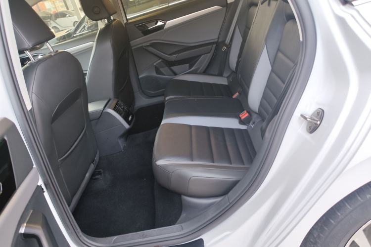 Used Volkswagen Sagitar 2022 280TSI DSG Flyover Edition Left Rear Seat
