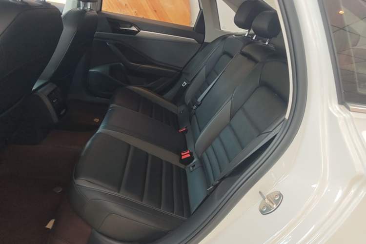 Used Volkswagen Sagitar 2022 280TSI DSG Excellence Edition Left Rear Seat
