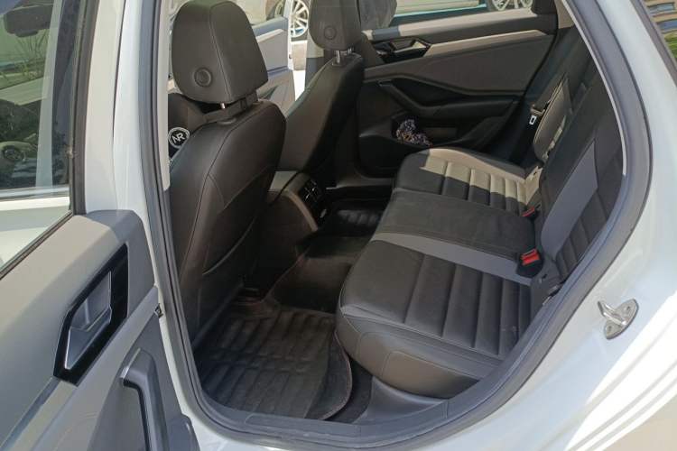 Used Volkswagen Sagitar 2022 280TSI DSG Flyover Edition Left Rear Seat