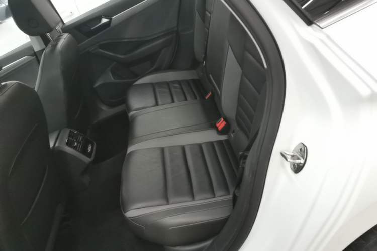 Used Volkswagen Sagitar 2022 280TSI DSG Flyover Edition Left Rear Seat