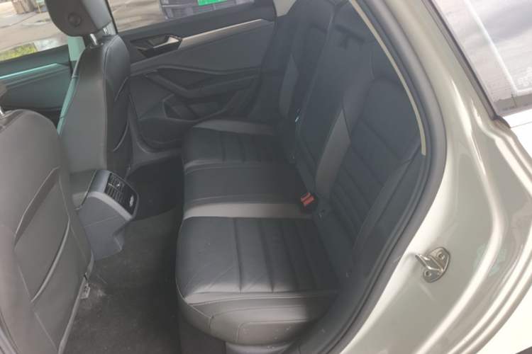 Used Volkswagen Sagitar 2022 280TSI DSG Flyover Edition Left Rear Seat