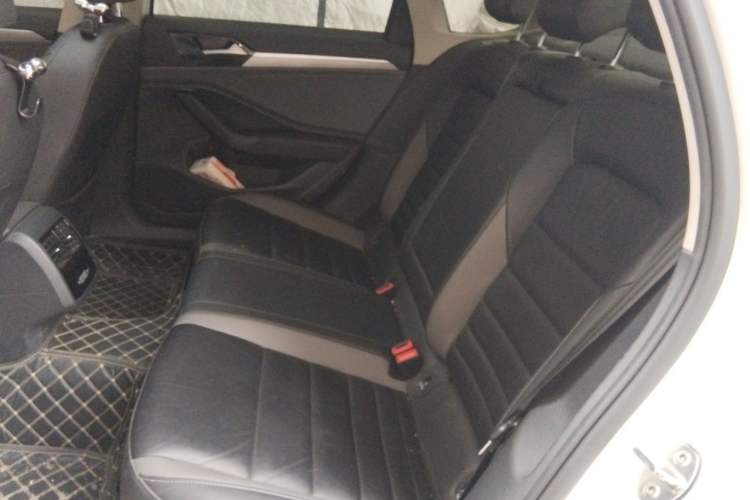 Used Volkswagen Sagitar 2022 280TSI DSG Flyover Edition Left Rear Seat