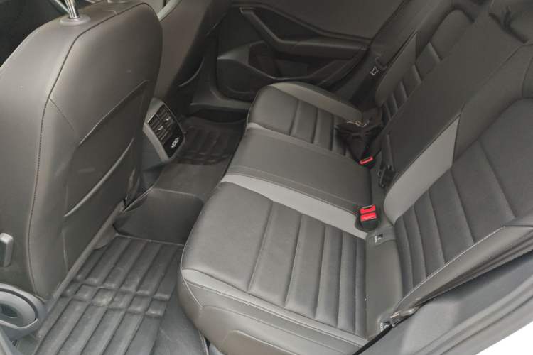 Used Volkswagen Sagitar 2022 280TSI DSG Flyover Edition Left Rear Seat