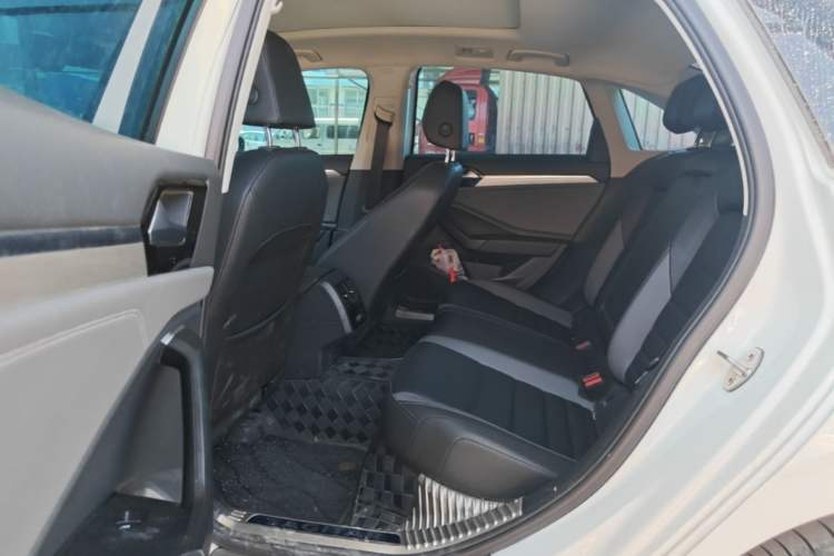 Used Volkswagen Sagitar 2022 280TSI DSG Flyover Edition Left Rear Seat