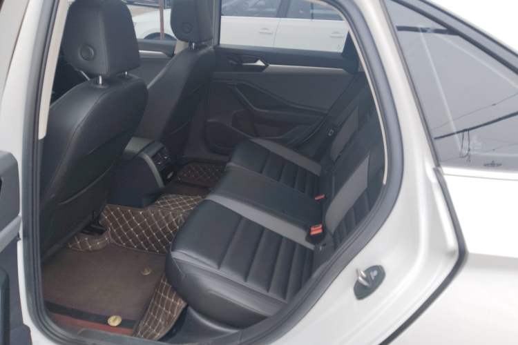Used Volkswagen Sagitar 2022 280TSI DSG Flyover Edition Left Rear Seat