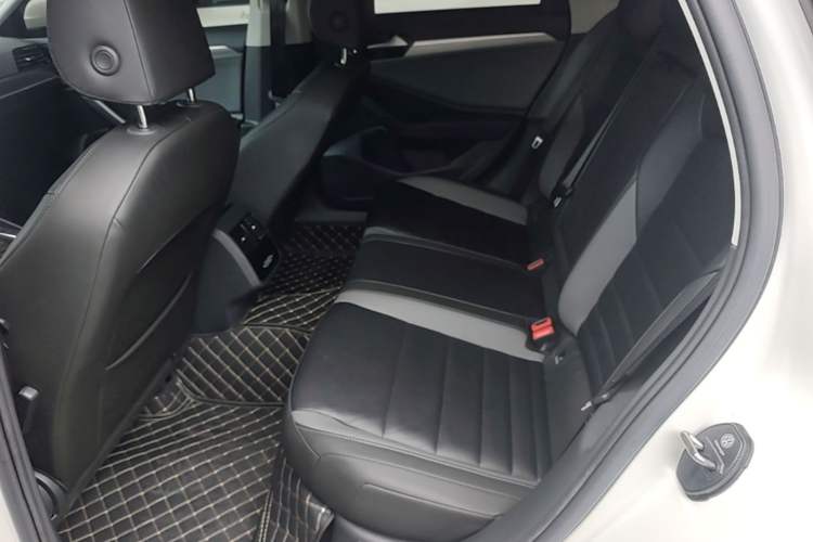 Used Volkswagen Sagitar 2022 280TSI DSG Excellence Edition Left Rear Seat