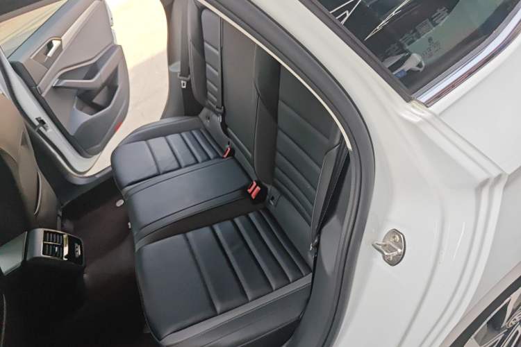 Used Volkswagen Sagitar 2022 280TSI DSG Excellence Edition Left Rear Seat