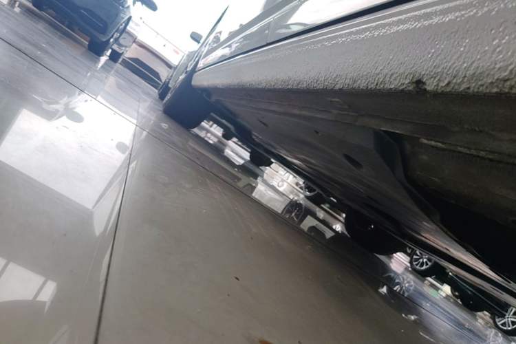 Used Volkswagen Sagitar 2022 280TSI DSG Flyover Edition Left Side Sill