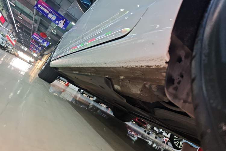 Used Volkswagen Sagitar 2022 280TSI DSG Flyover Edition Left Side Sill