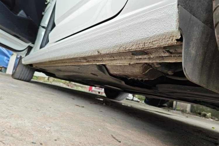 Used Volkswagen Sagitar 2022 280TSI DSG Flyover Edition Left Side Sill