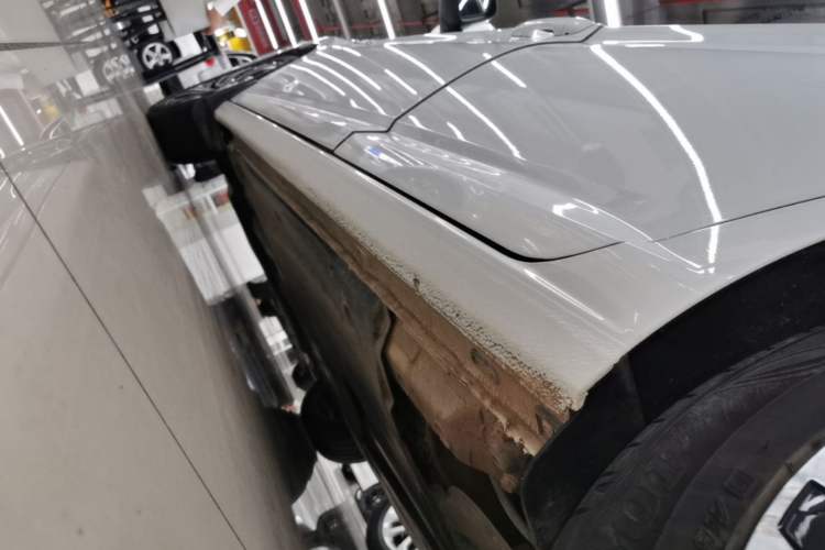 Used Volkswagen Sagitar 2022 280TSI DSG Flyover Edition Left Side Sill