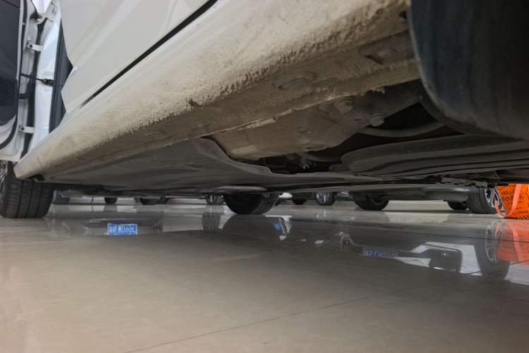 Used Volkswagen Sagitar 2022 280TSI DSG Flyover Edition Left Side Sill