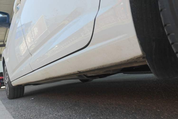 Used Volkswagen Sagitar 2022 280TSI DSG Flyover Edition Left Side Sill
