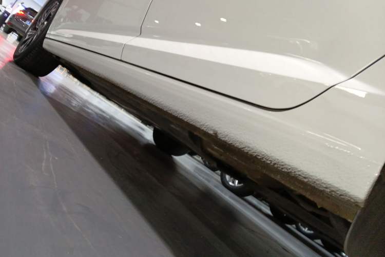 Used Volkswagen Sagitar 2022 280TSI DSG Excellence Edition Left Side Sill