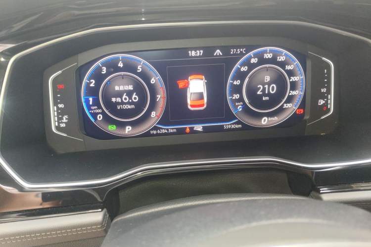 Used Volkswagen Sagitar 2022 280TSI DSG Flyover Edition Odometer Close Up