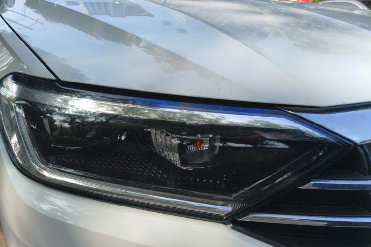 Used Volkswagen Sagitar 2022 280TSI DSG Excellence Edition Right Front Headlight