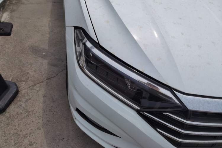 Used Volkswagen Sagitar 2022 280TSI DSG Excellence Edition Right Front Headlight