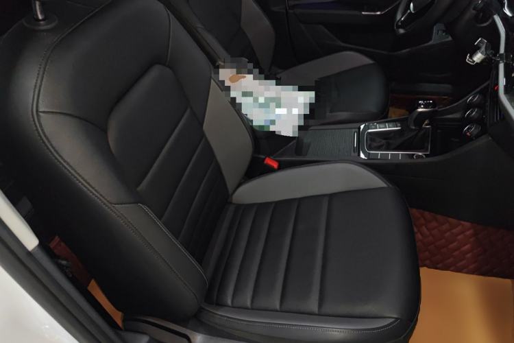 Used Volkswagen Sagitar 2022 280TSI DSG Flyover Edition Right Front Seat