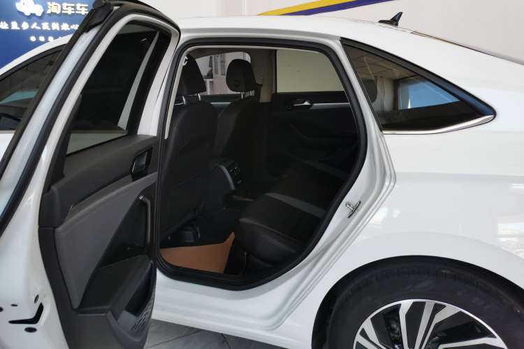 Used Volkswagen Sagitar 2022 280TSI DSG Excellence Edition Right Rear Seat