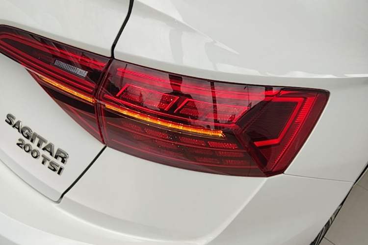 Used Volkswagen Sagitar 2022 200TSI DSG Flyover Edition Right Rear Taillight
