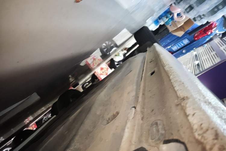 Used Volkswagen Sagitar 2022 280TSI DSG Excellence Edition Right Side Sill