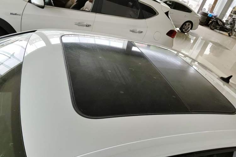 Used Volkswagen Sagitar 2022 280TSI DSG Flyover Edition Roof