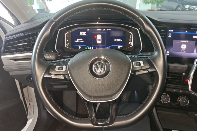 Used Volkswagen Sagitar 2022 280TSI DSG Excellence Edition Steering Wheel