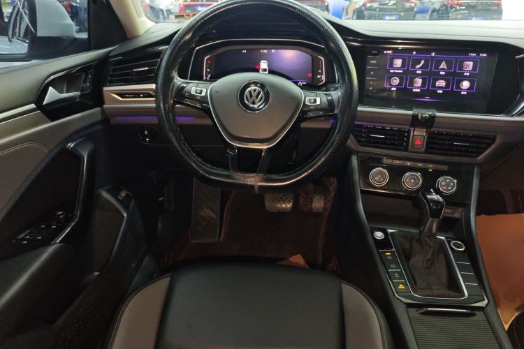 Used Volkswagen Sagitar 2022 280TSI DSG Excellence Edition Steering Wheel