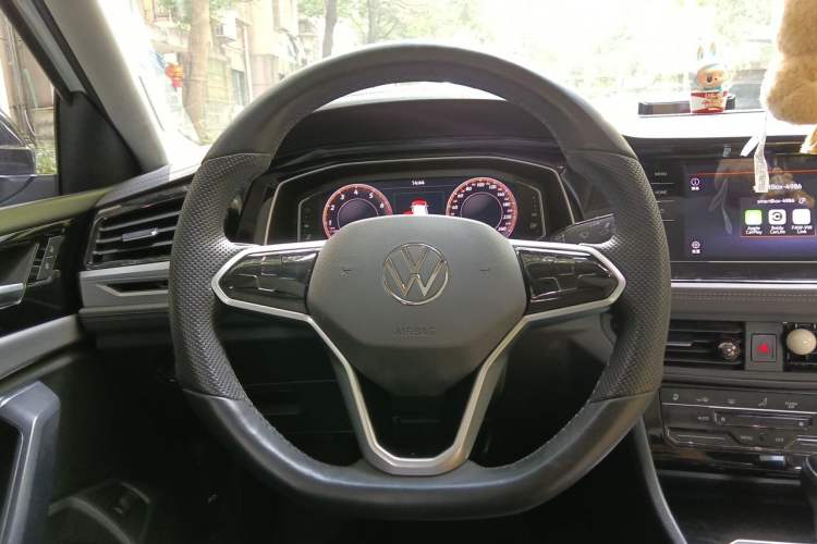 Used Volkswagen Sagitar 2022 280TSI DSG Excellence Edition Steering Wheel