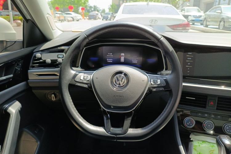 Used Volkswagen Sagitar 2022 280TSI DSG Flyover Edition Steering Wheel