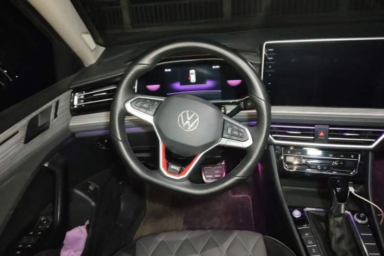 Used Volkswagen Sagitar 2022 280TSI DSG Excellence Edition Steering Wheel